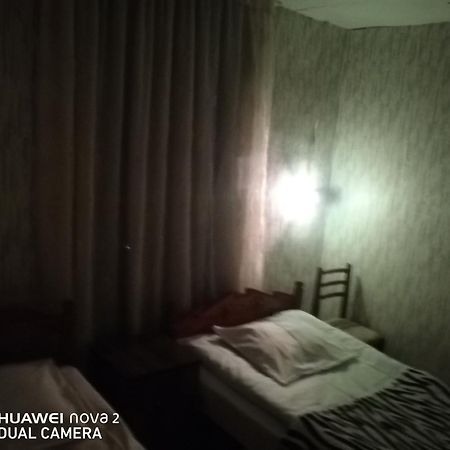 Nora'S Guesthouse Zhabeshi Szoba fotó