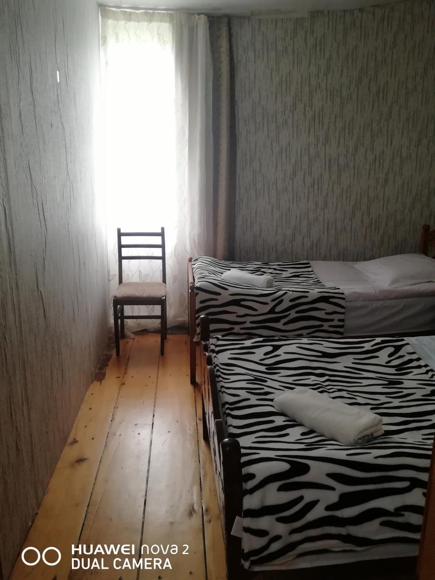 Nora'S Guesthouse Zhabeshi Szoba fotó